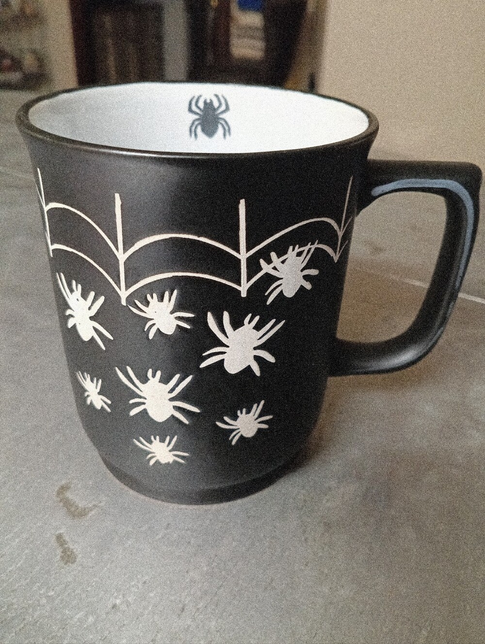 Global Design Connections Spider Halloween Ceramic Coffee Mug